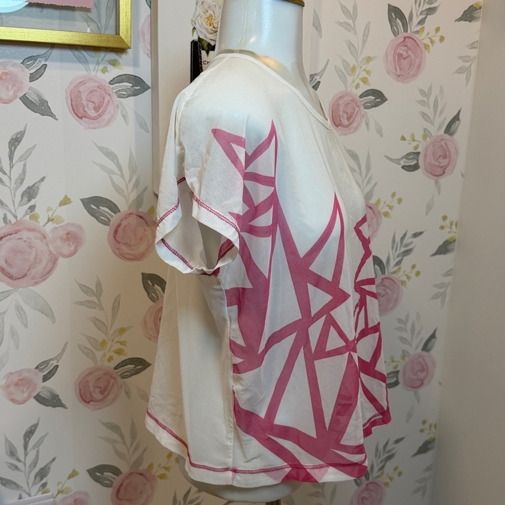 RARE - 6ixty 8ight Transparent Pink Geometric Short Sleeve Top - Picture 2 of 5